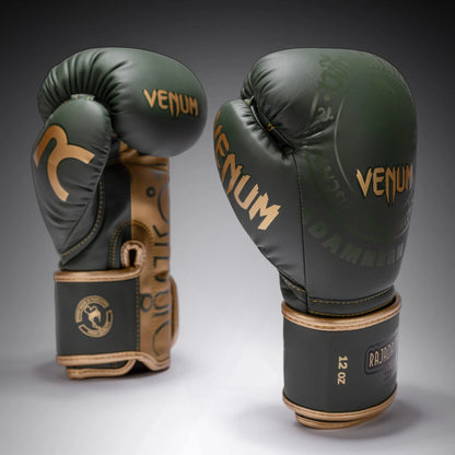 "Venum x Rajadamnern" Boxing Gloves - Military Green