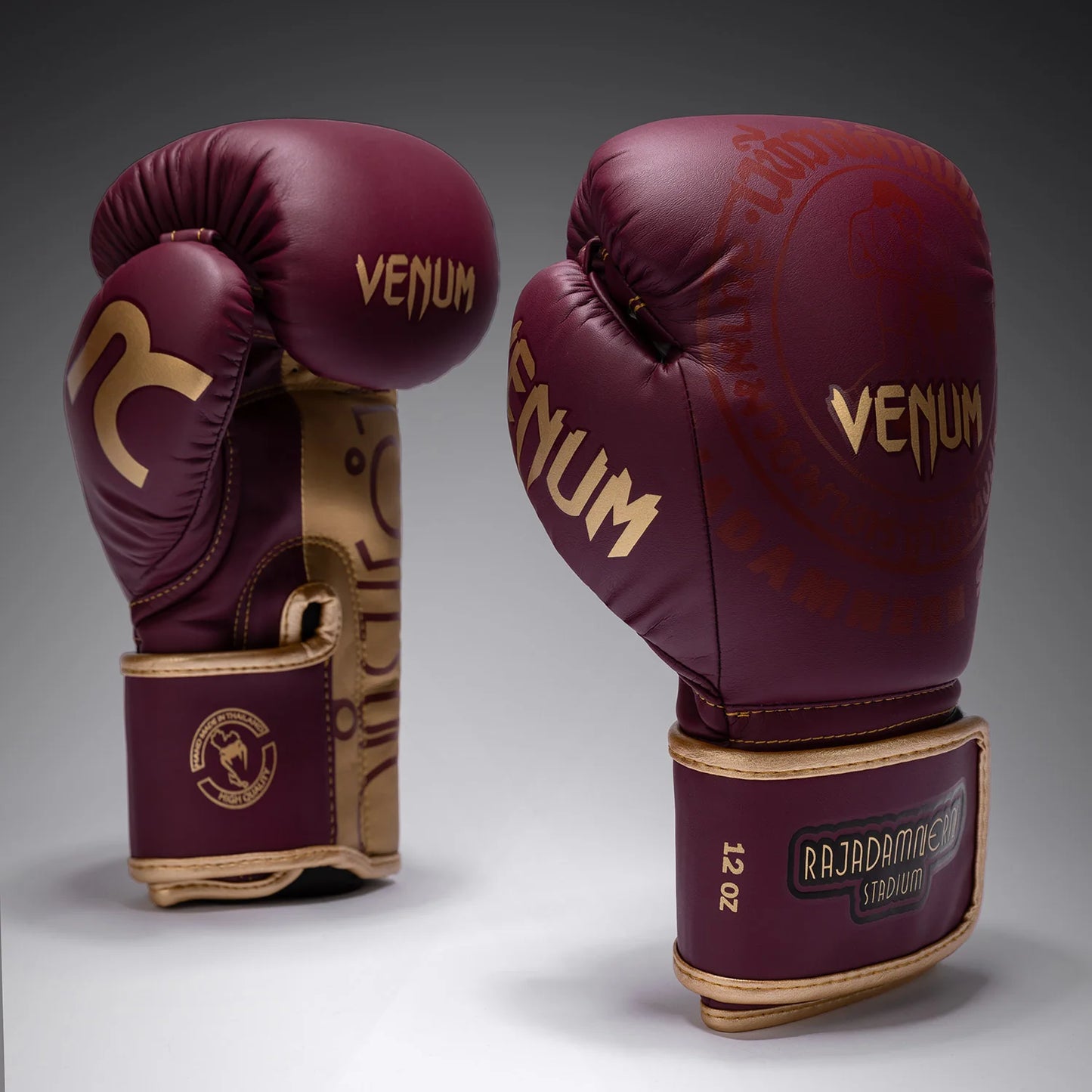 "Venum x Rajadamnern" Boxing Gloves - Burgundy